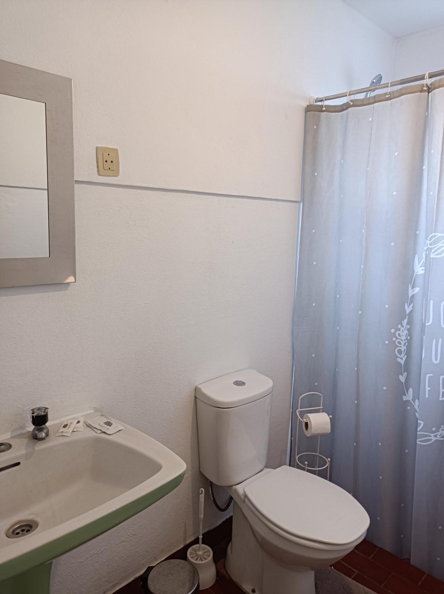 Rosario Guest House Lajes Bagian luar foto