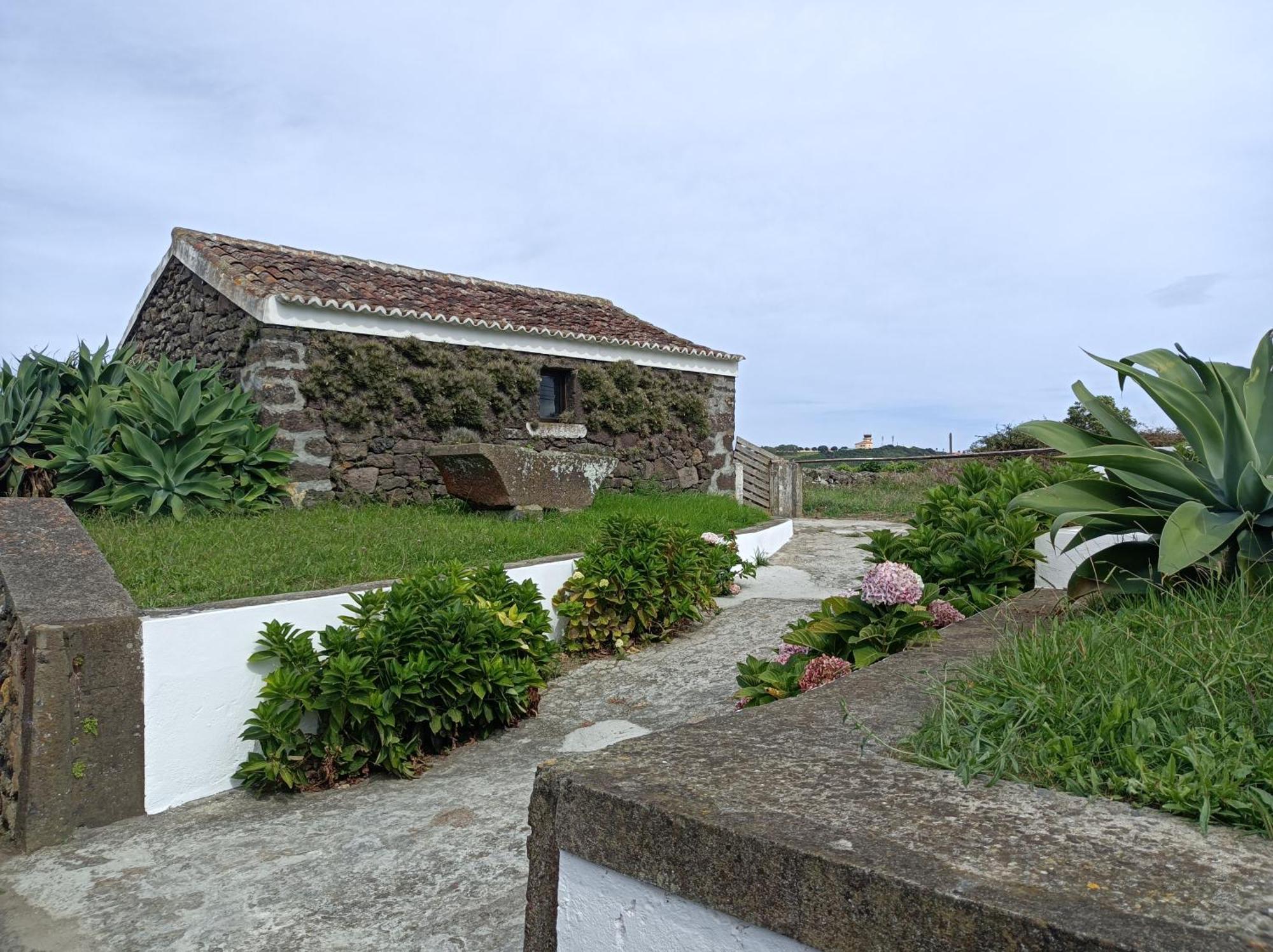 Rosario Guest House Lajes Bagian luar foto